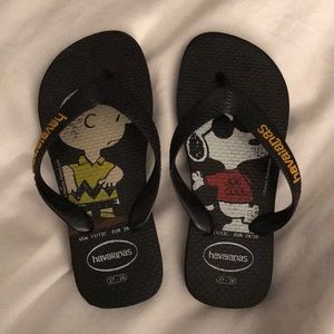 Size 10-11 (Euro 27-28) Havaianas